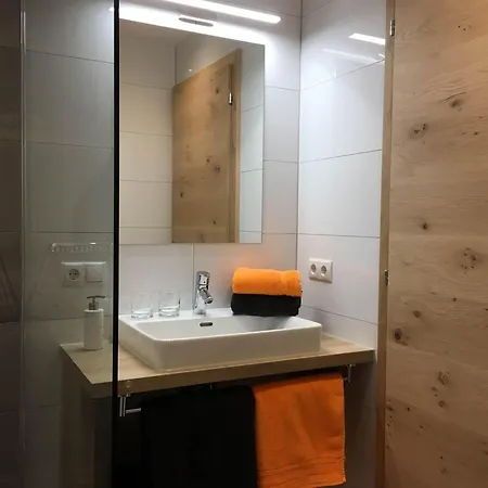 Holiday home Zamanger Huesli *